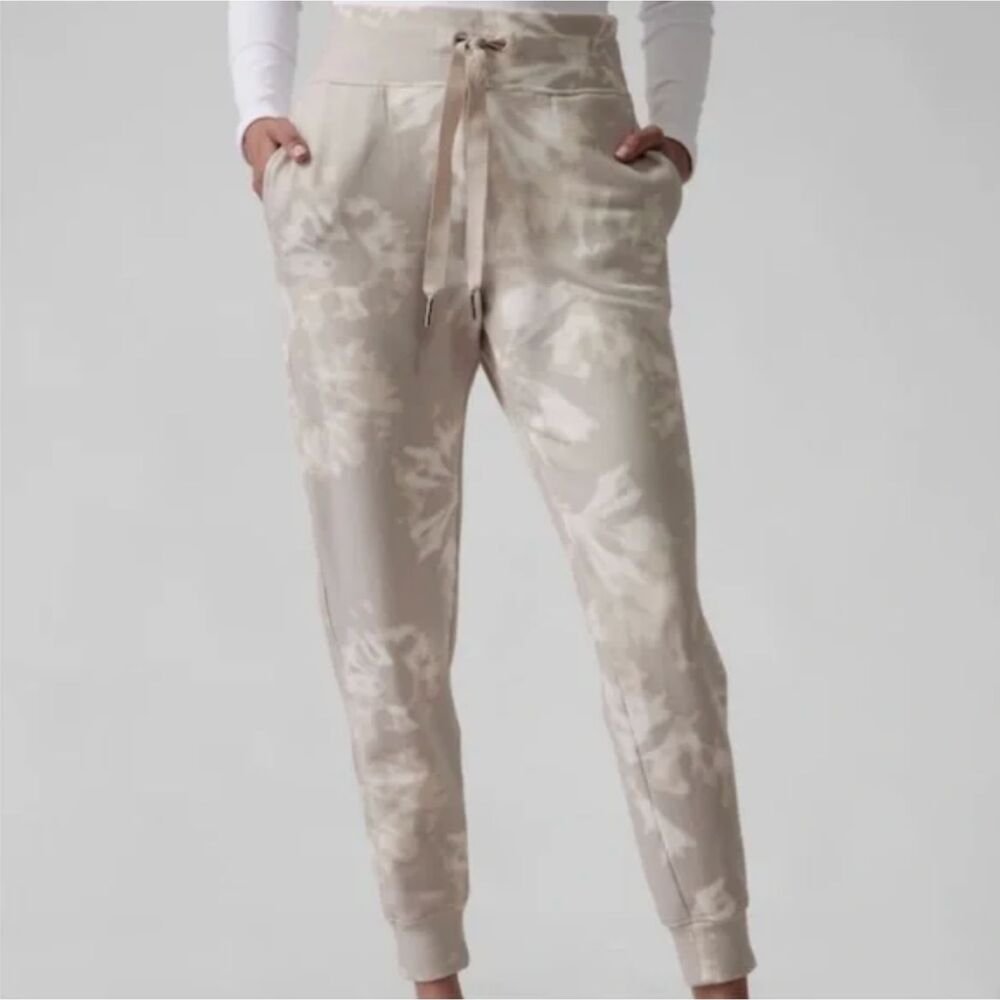Athleta Balance Printed Joggers Tie Dye size ST